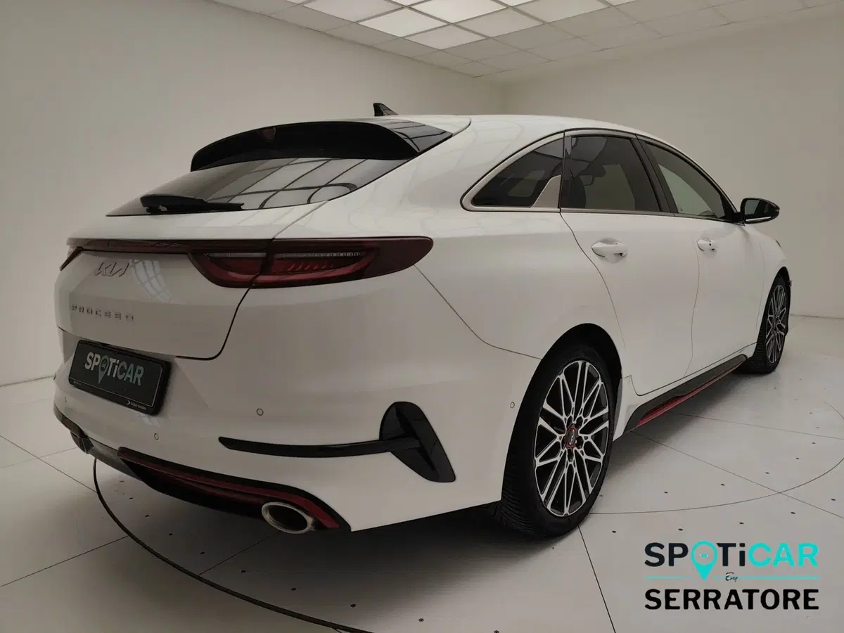 Kia ProCeed usata a Como (6)