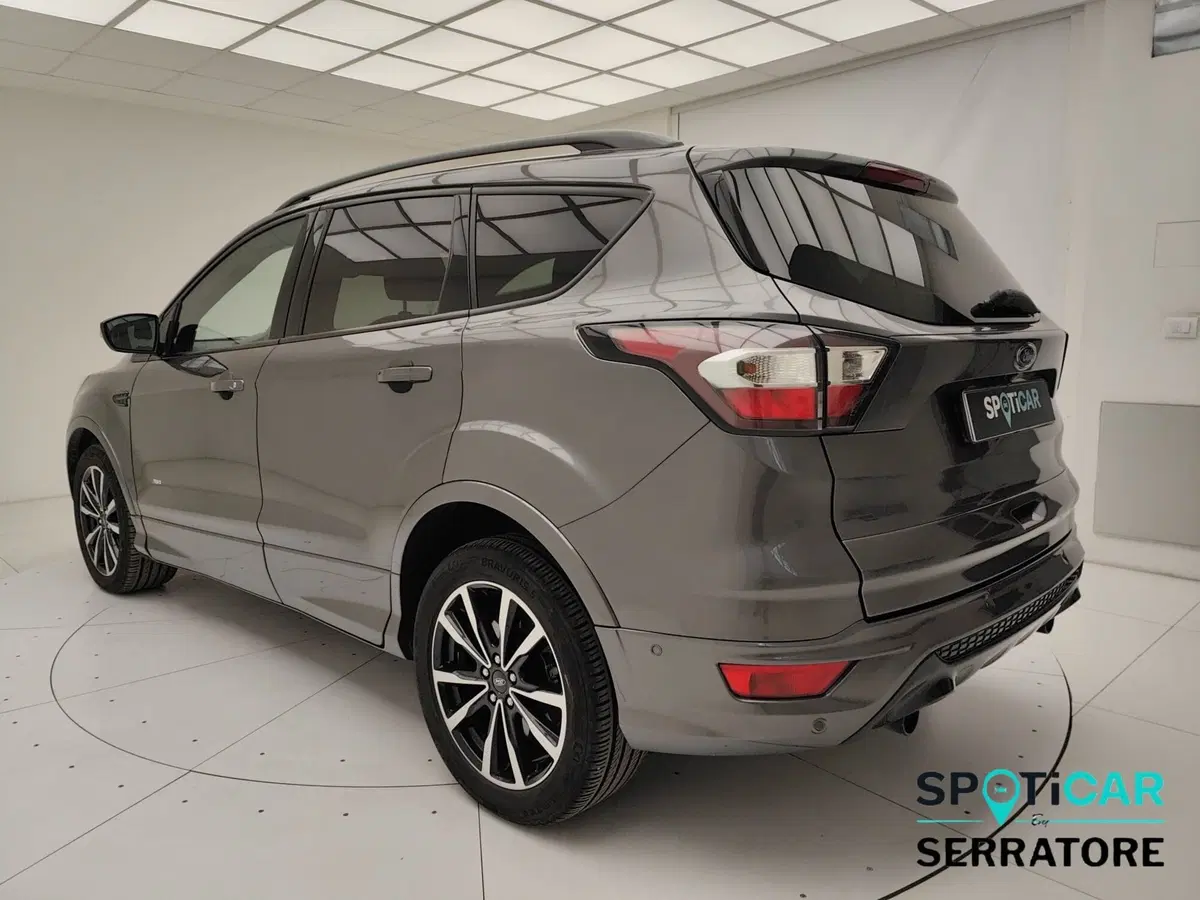 Ford Kuga usata a Como (4)