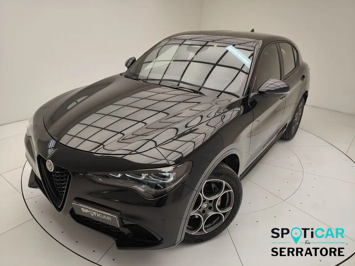 Alfa Romeo Stelvio usata a Como (15)