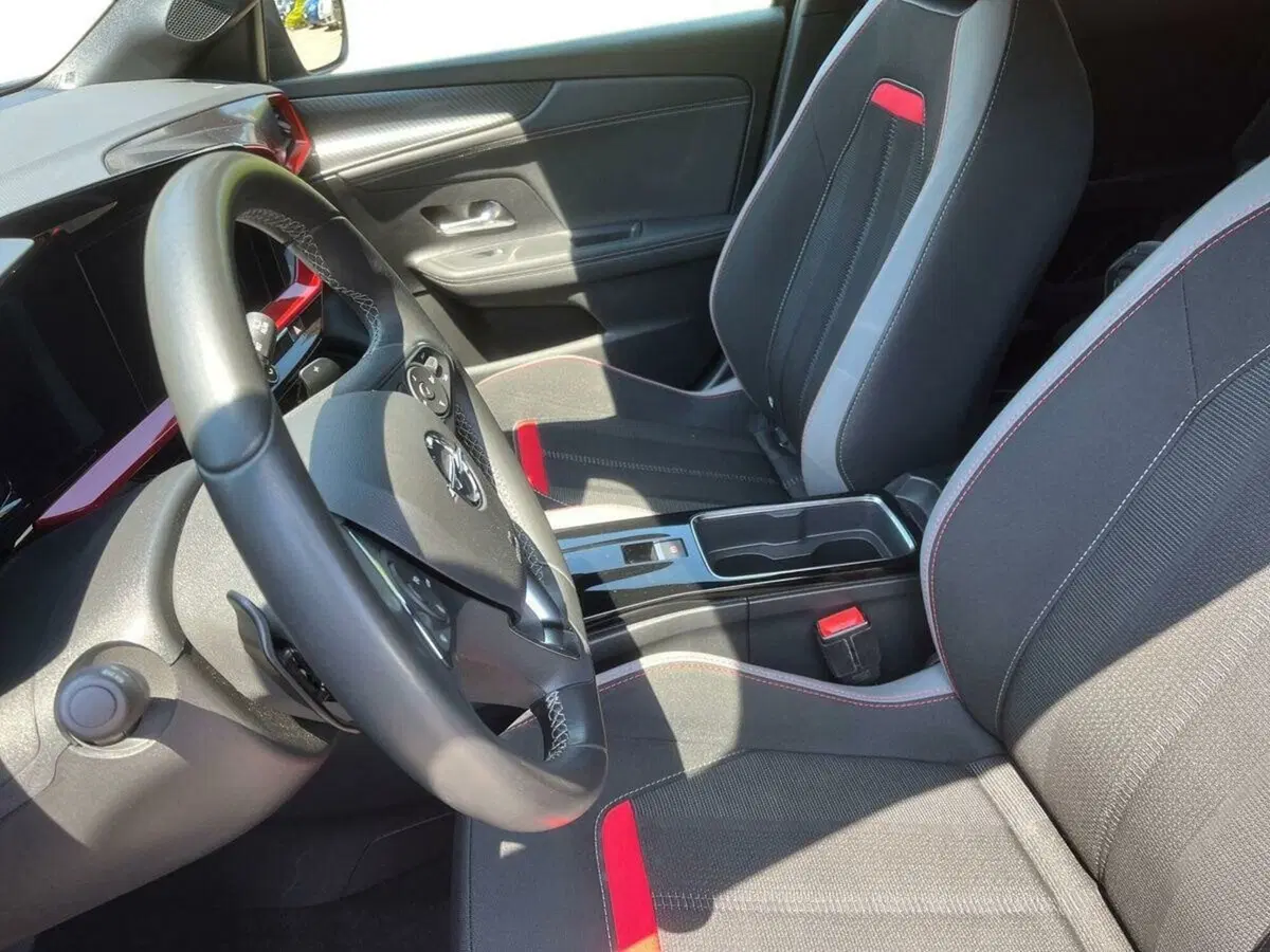 Opel Mokka usata a Lecco (10)