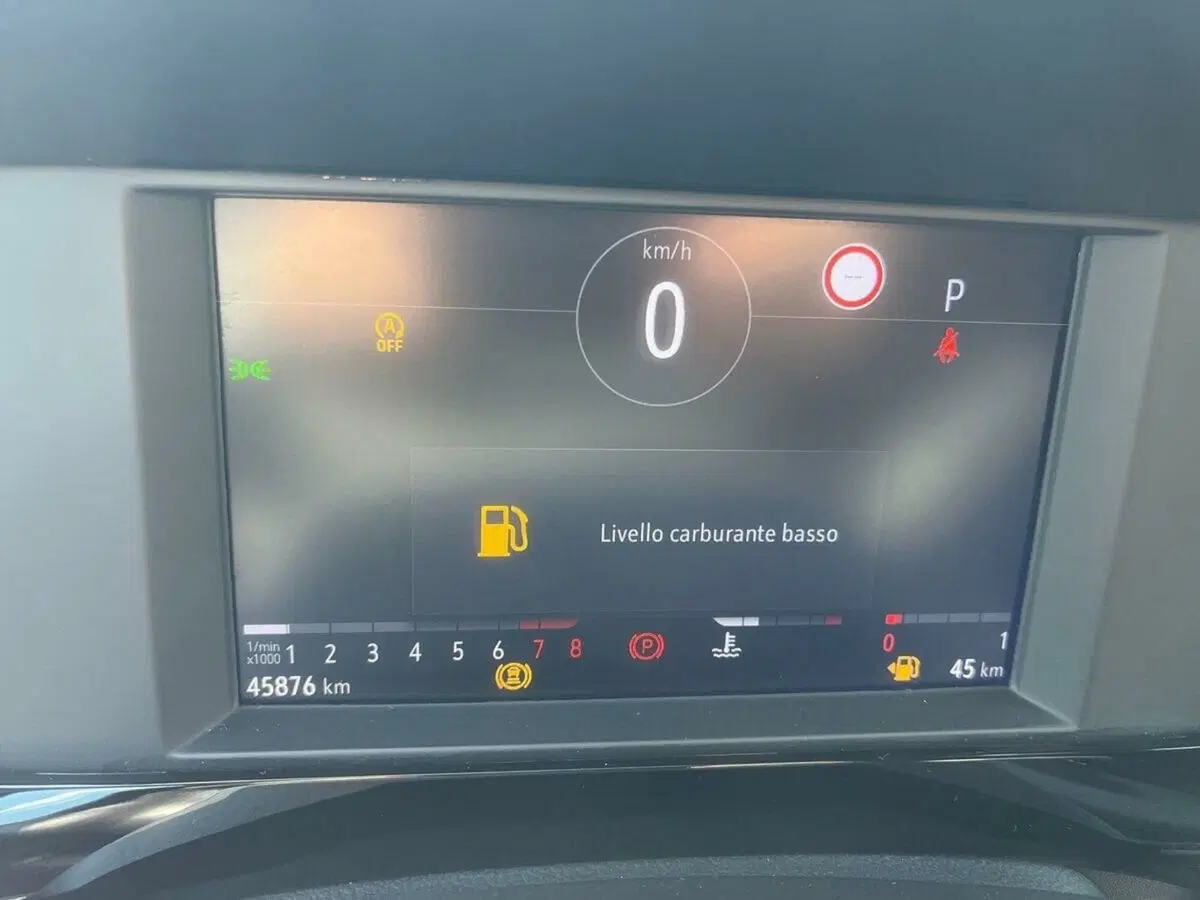 Opel Mokka usata a Lecco (9)