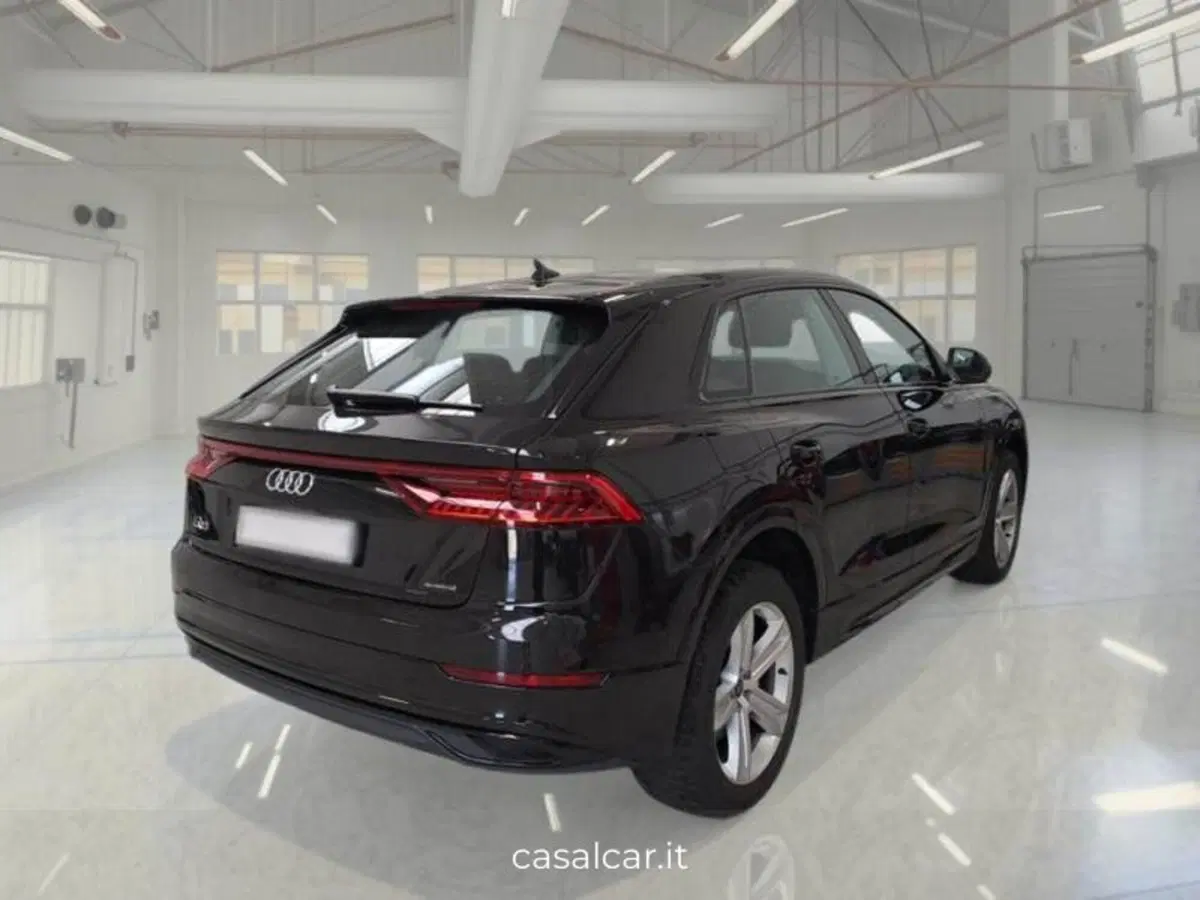 Audi Q8 usata a Salerno (5)