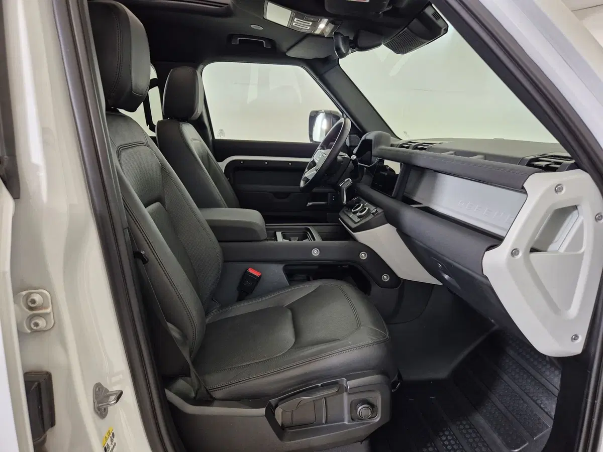 Land Rover Defender usata a Torino (3)