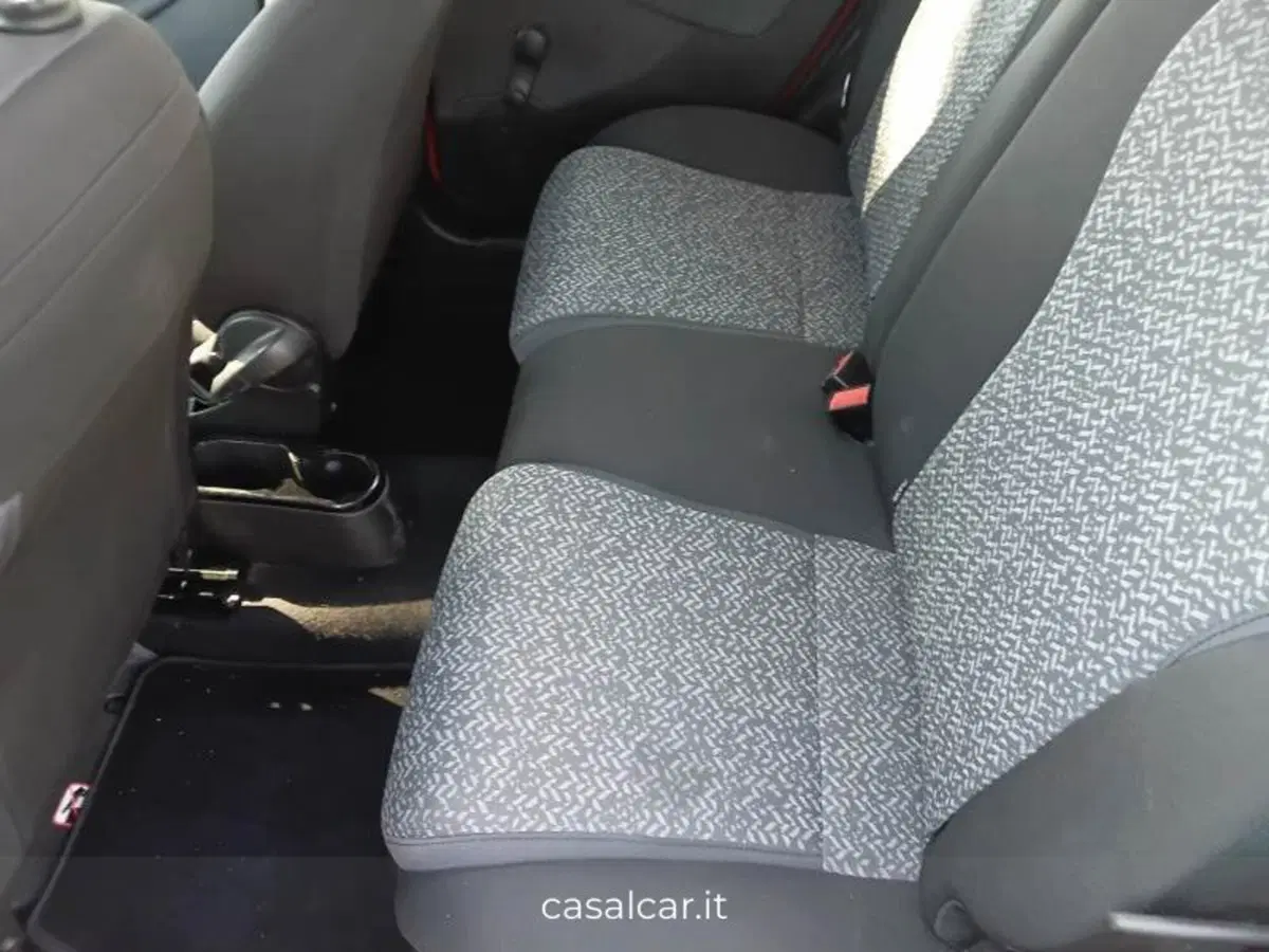 Lancia Ypsilon usata a Salerno (16)