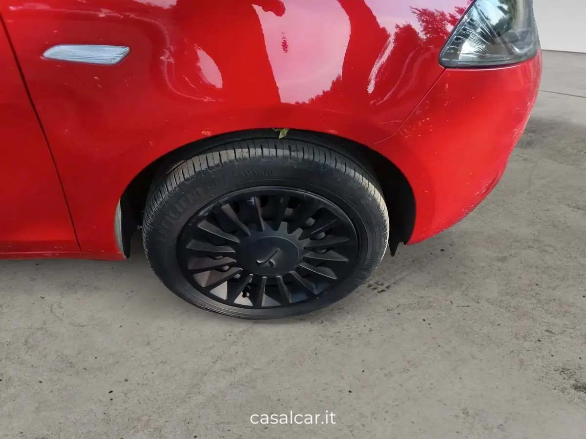 Lancia Ypsilon usata a Salerno (20)