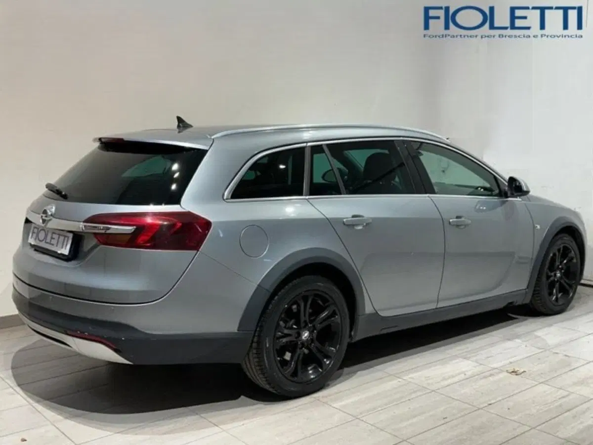 Opel Insignia Station Wagon usata a Brescia (2)