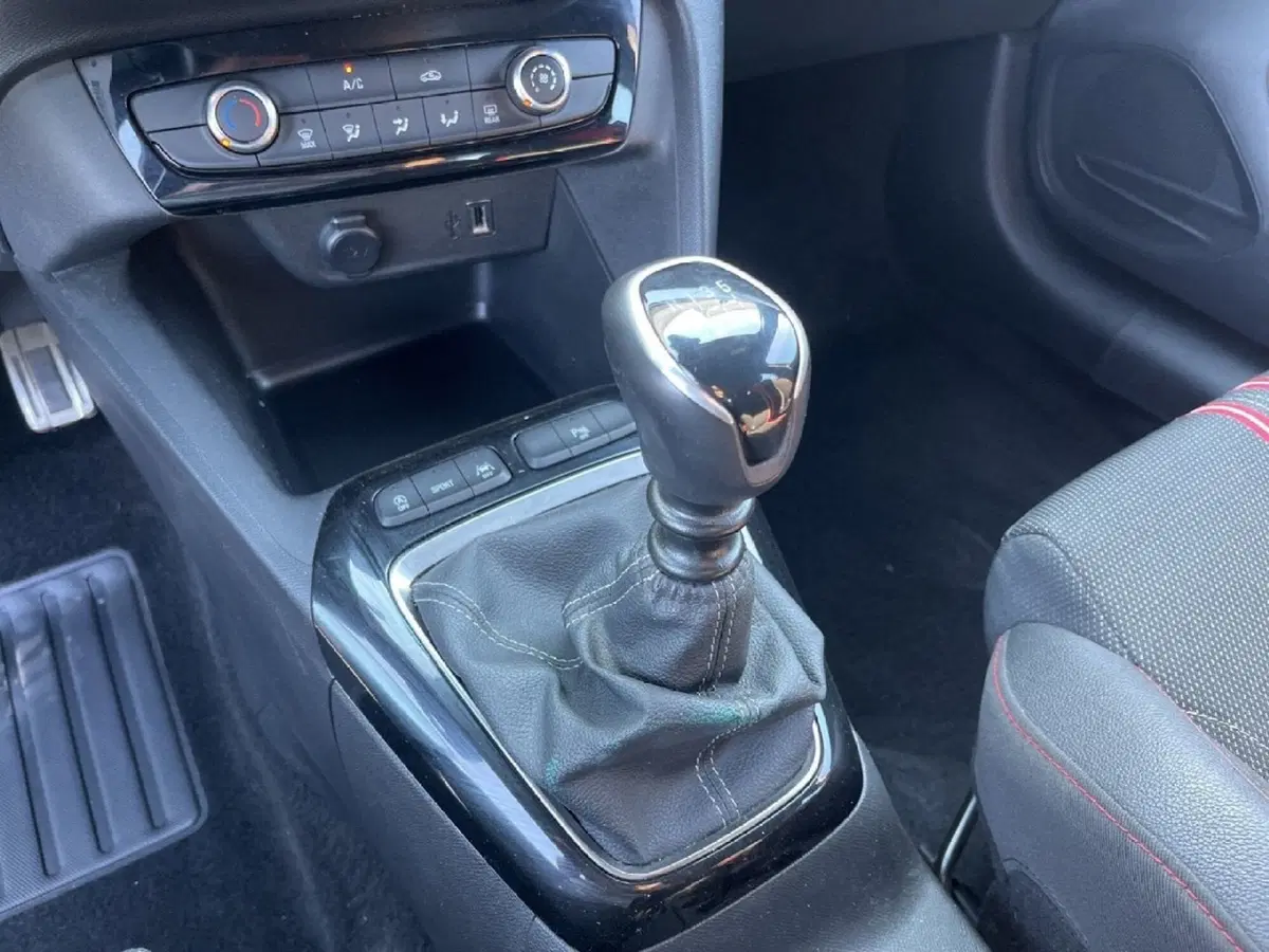 Opel Corsa usata a Torino (13)