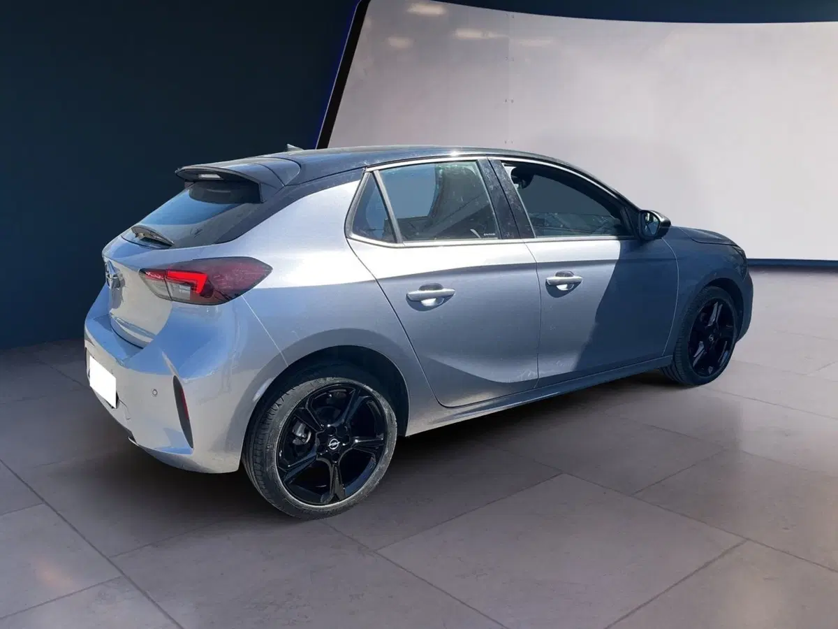 Opel Corsa usata a Torino (4)