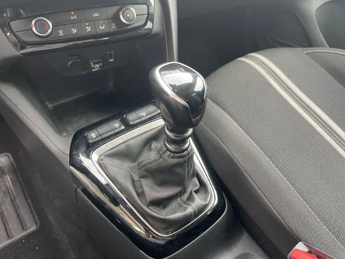 Opel Corsa usata a Torino (14)