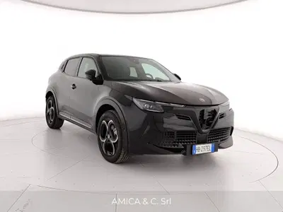 Alfa Romeo Junior 1.2 ibrida Q4 Intensa 145cv edct6 del 2025 usata a Caserta