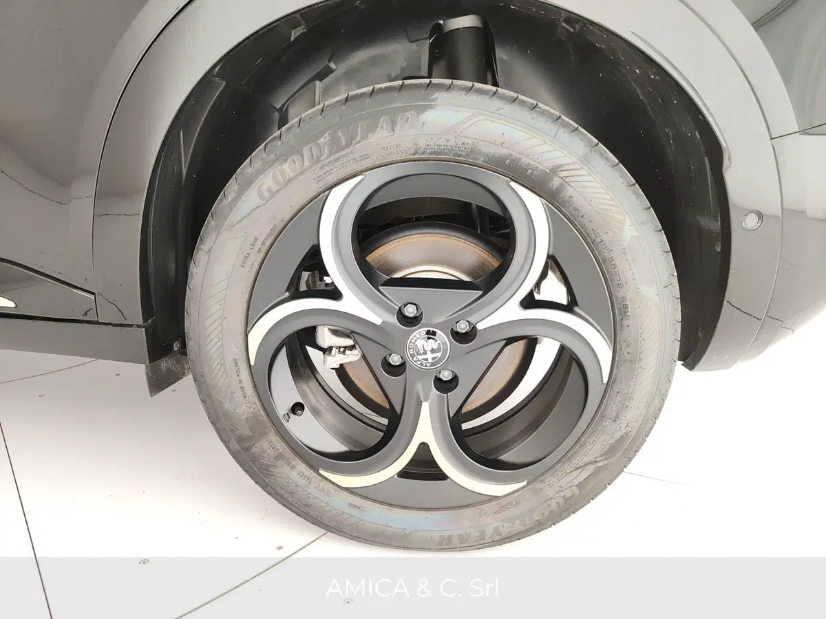 Alfa Romeo Junior usata a Caserta (11)