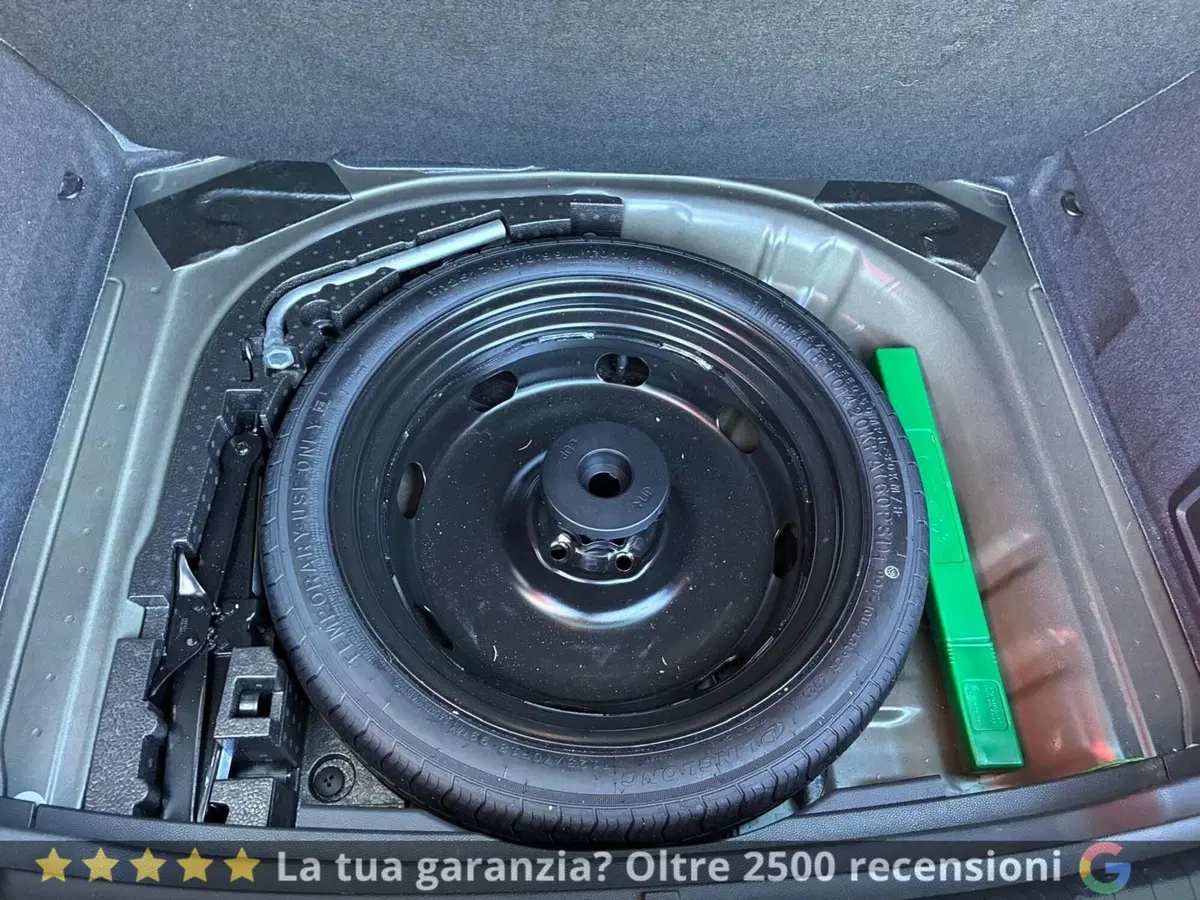 Skoda Karoq usata a Prato (11)