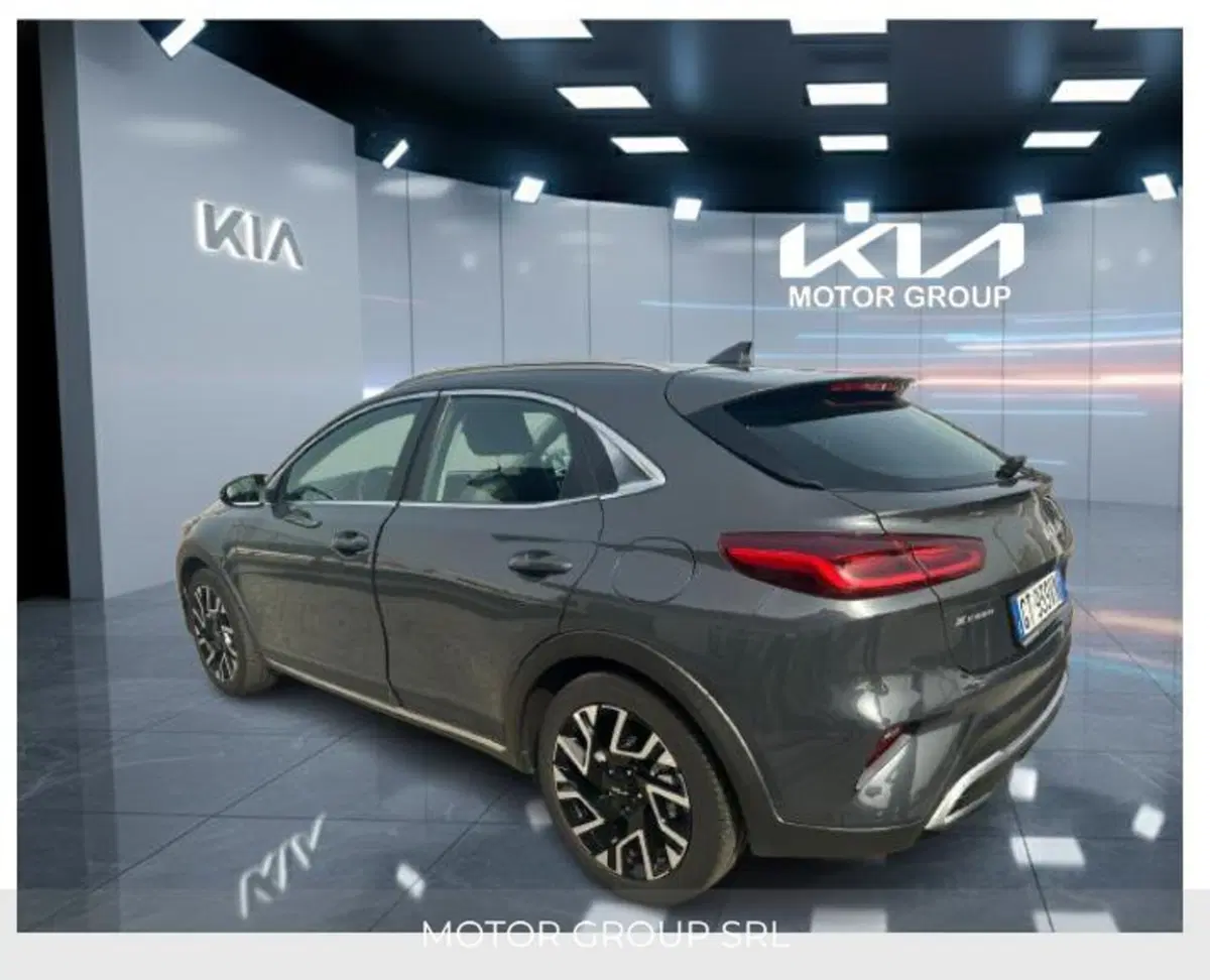 Kia XCeed usata a Napoli (8)