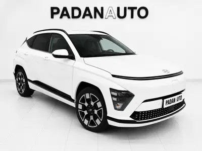 Hyundai Kona 64,8 kWh Exclusive c/pompa calore del 2025 usata a Ferrara