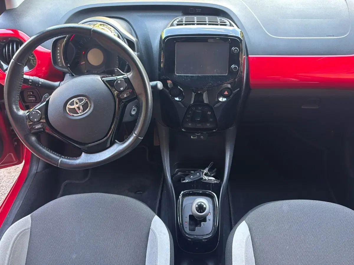 Toyota Aygo usata a Bologna (9)