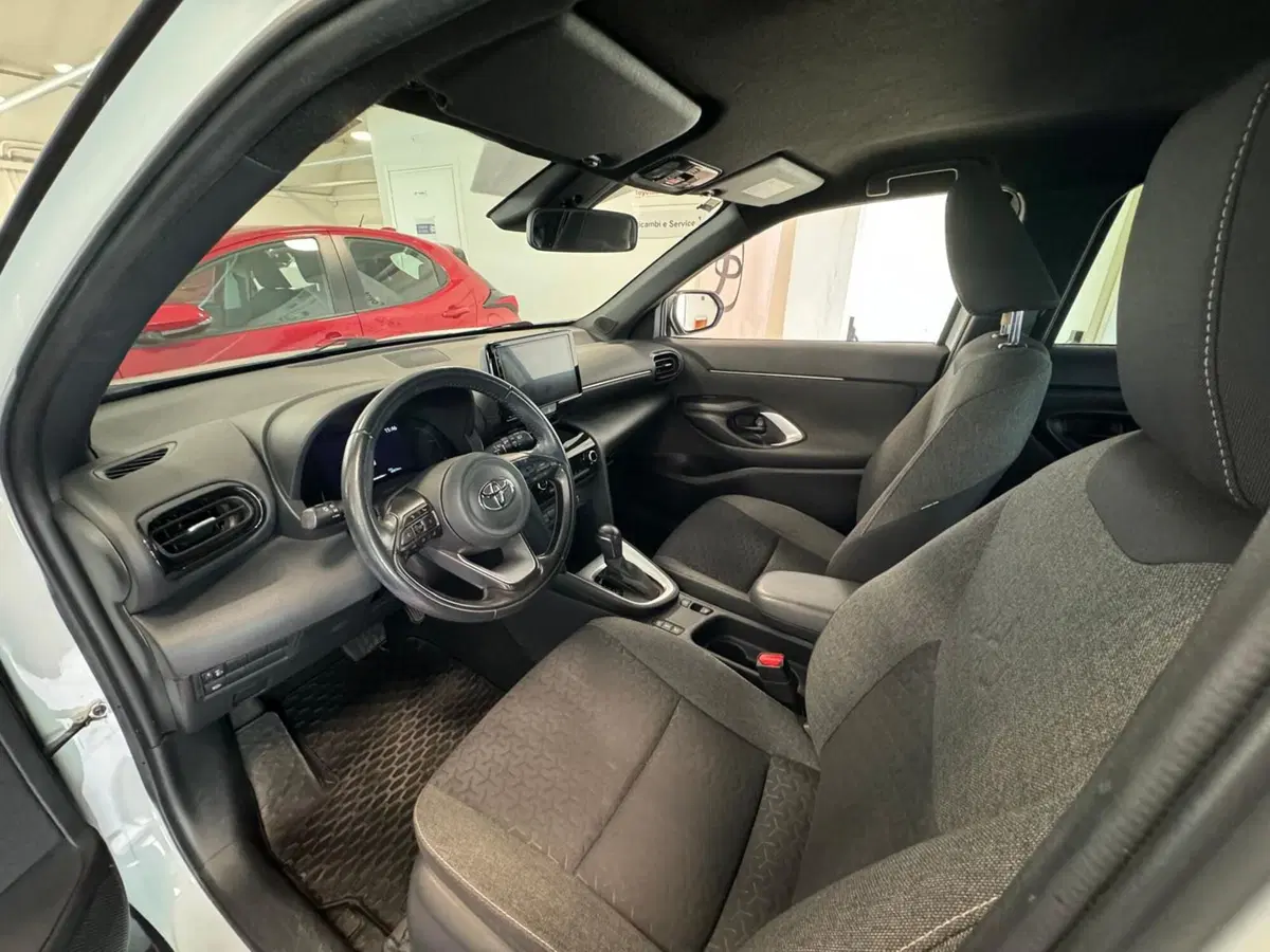 Toyota Yaris Cross usata a Modena (11)