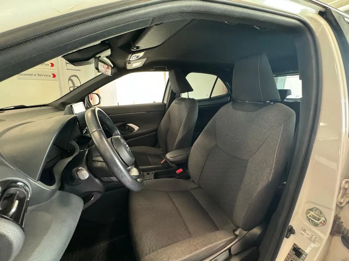 Toyota Yaris Cross usata a Modena (12)