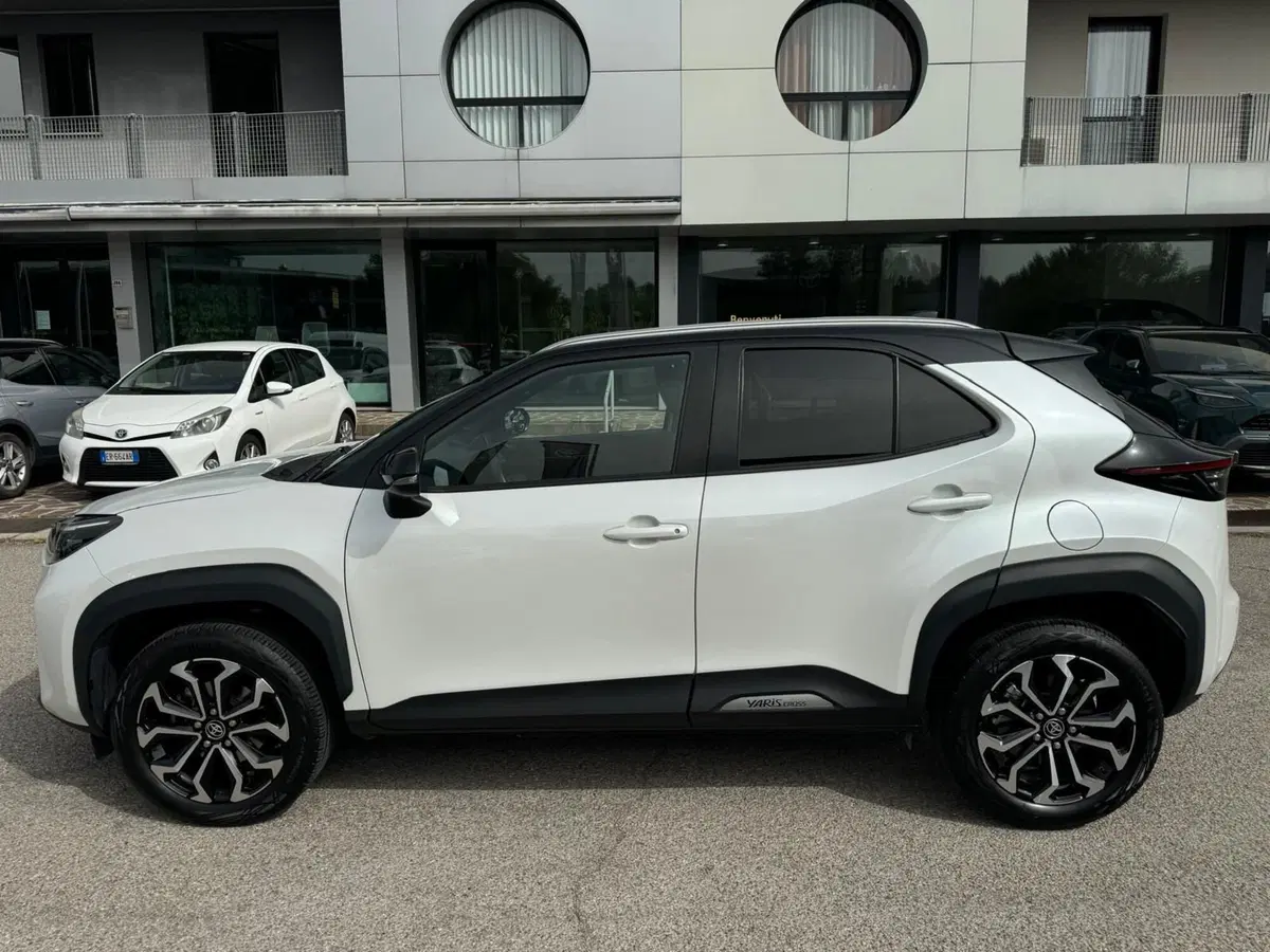 Toyota Yaris Cross usata a Modena (9)