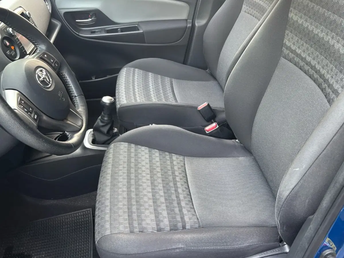 Toyota Yaris usata a Bologna (7)