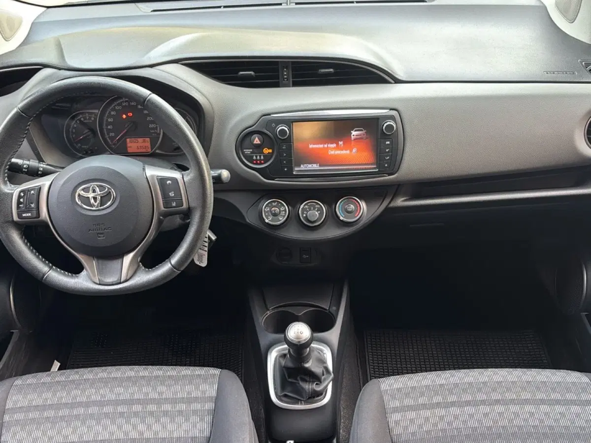 Toyota Yaris usata a Bologna (9)