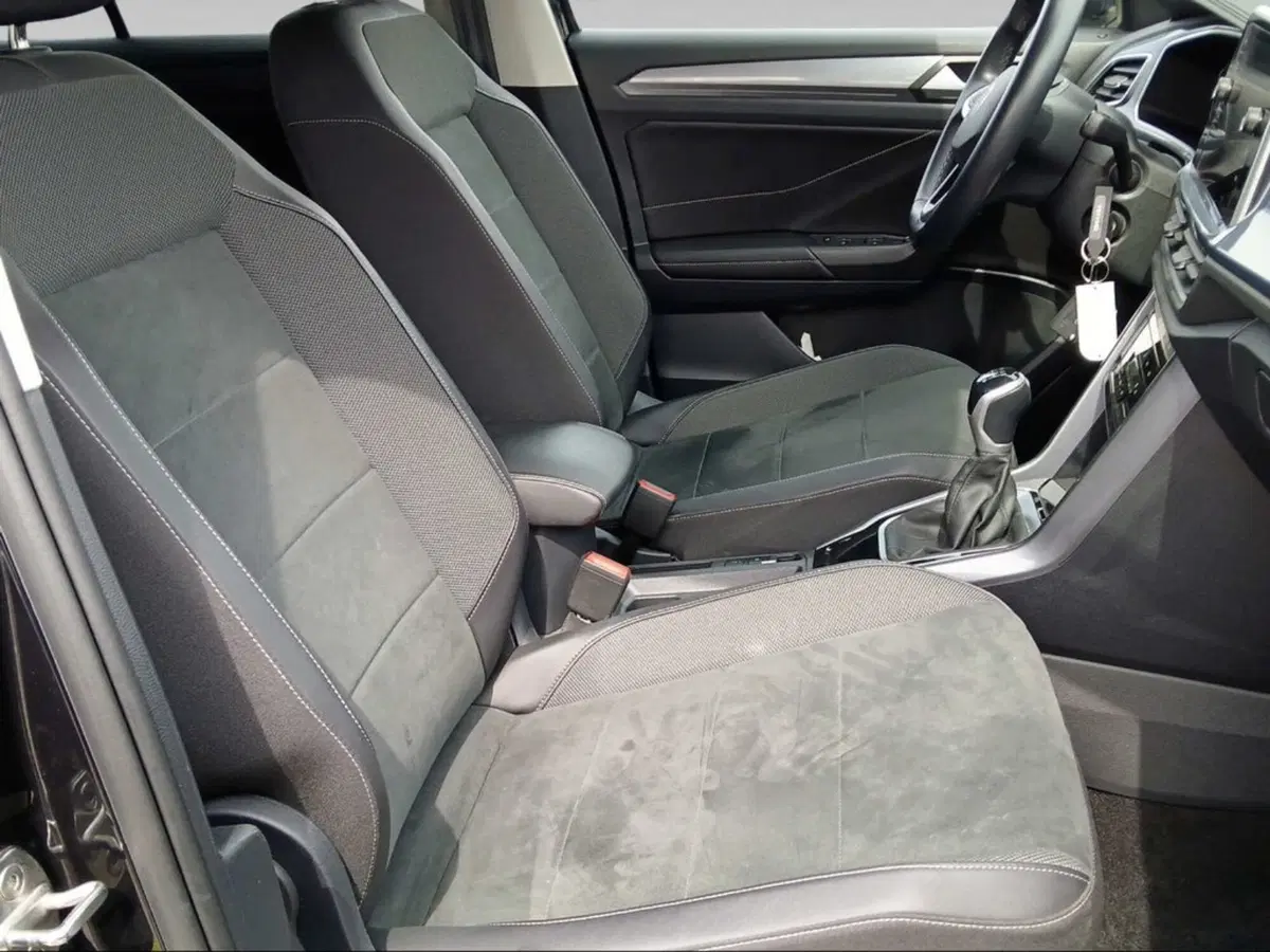 Volkswagen T-Roc usata a Livorno (12)