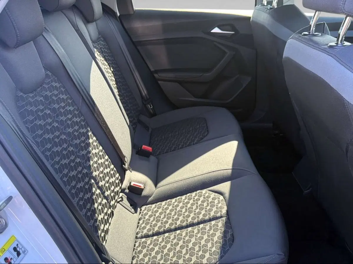 Audi A1 Sportback usata a Livorno (11)
