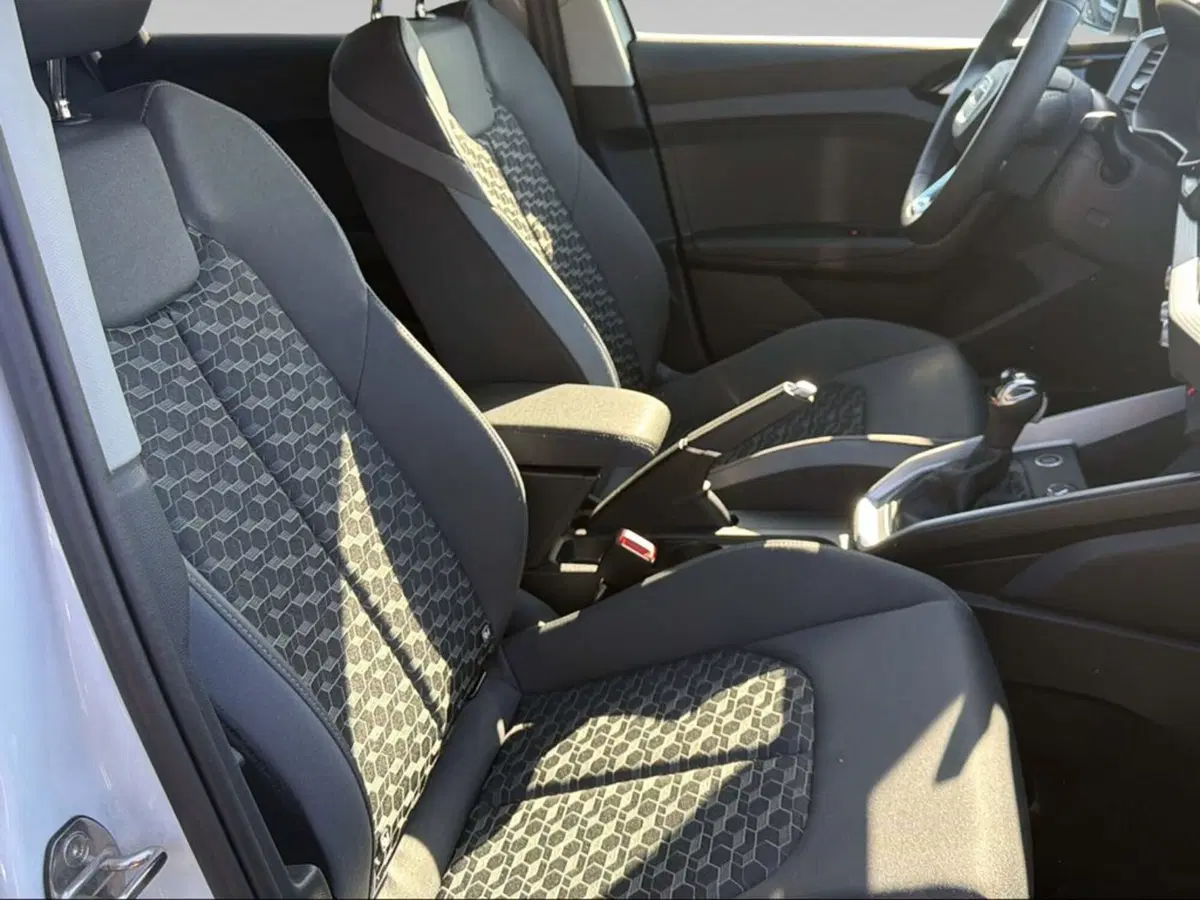 Audi A1 Sportback usata a Livorno (12)
