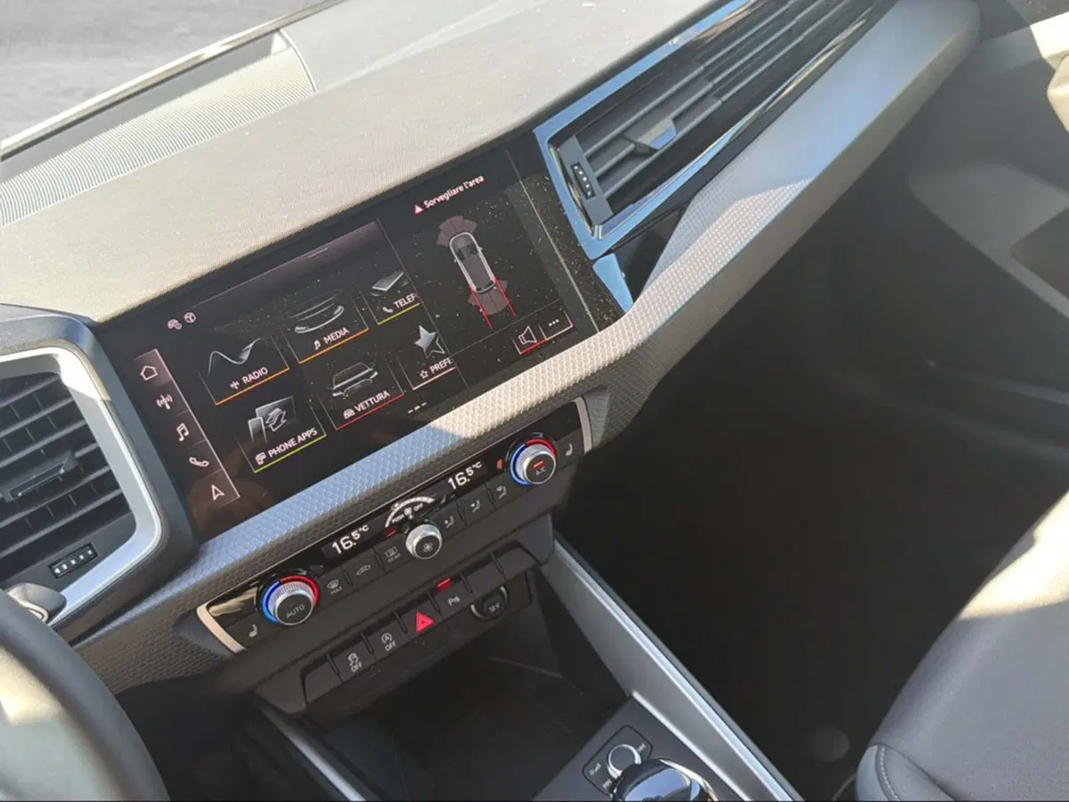 Audi A1 Sportback usata a Livorno (14)
