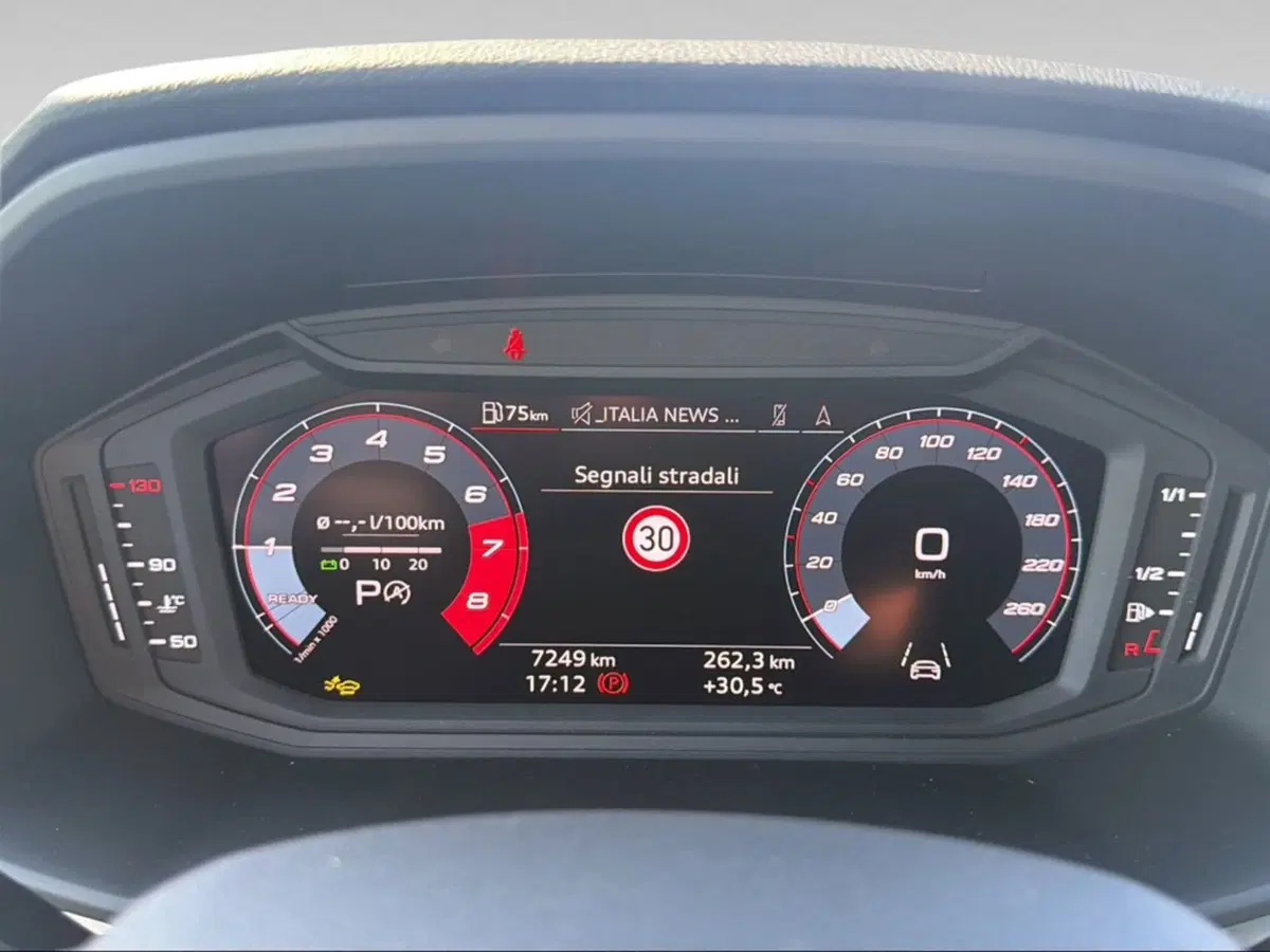 Audi A1 Sportback usata a Livorno (7)