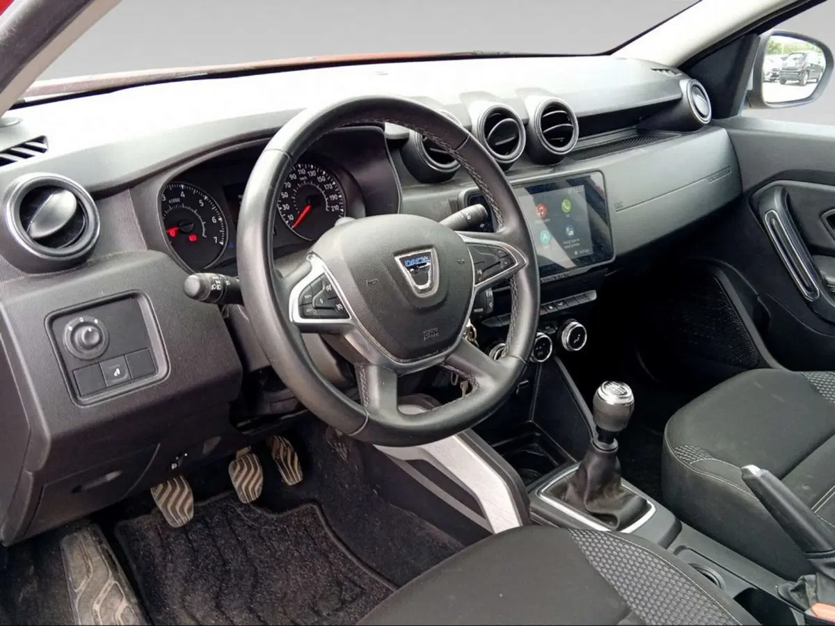 Dacia Duster usata a Siena (14)