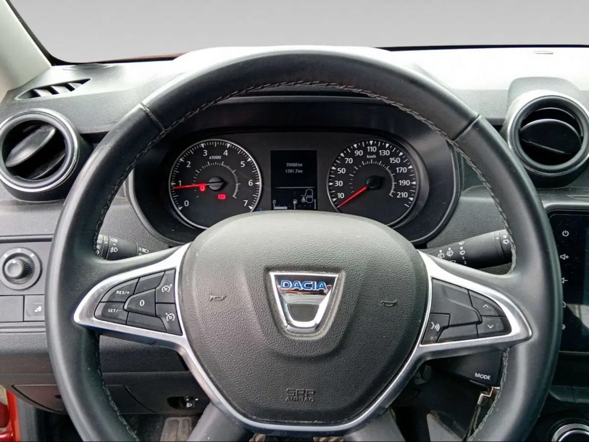 Dacia Duster usata a Siena (7)