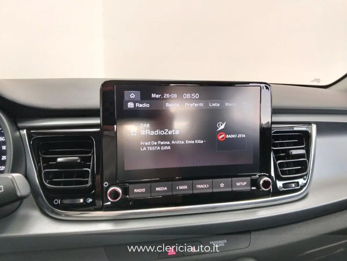 Kia Rio usata a Como (12)