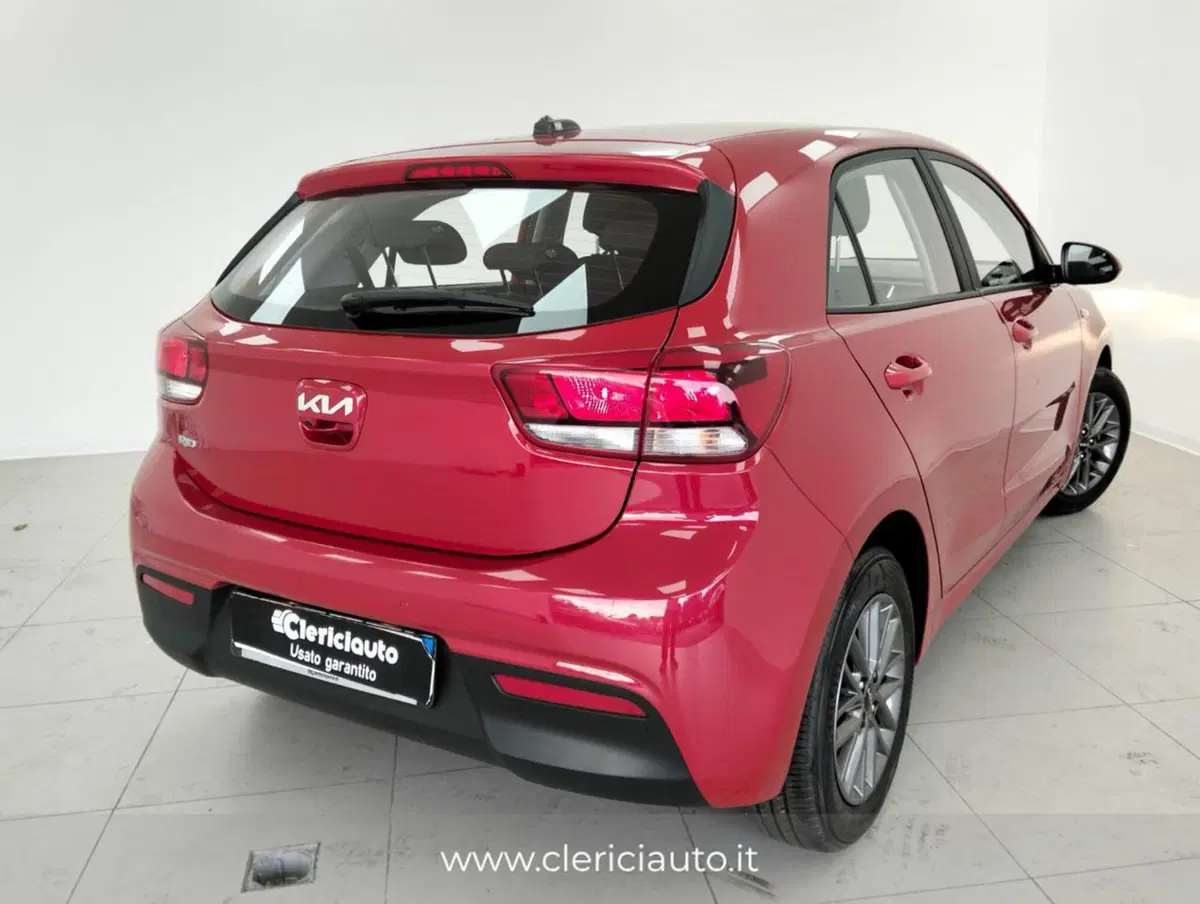 Kia Rio usata a Como (2)
