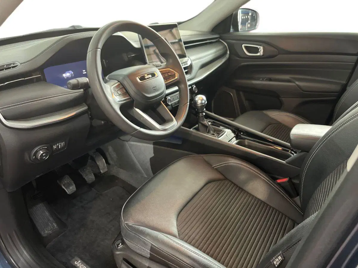 Jeep Compass usata a Bari (10)