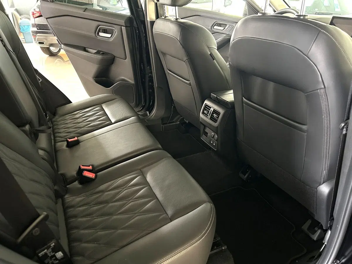 Nissan X-Trail usata a Ferrara (13)