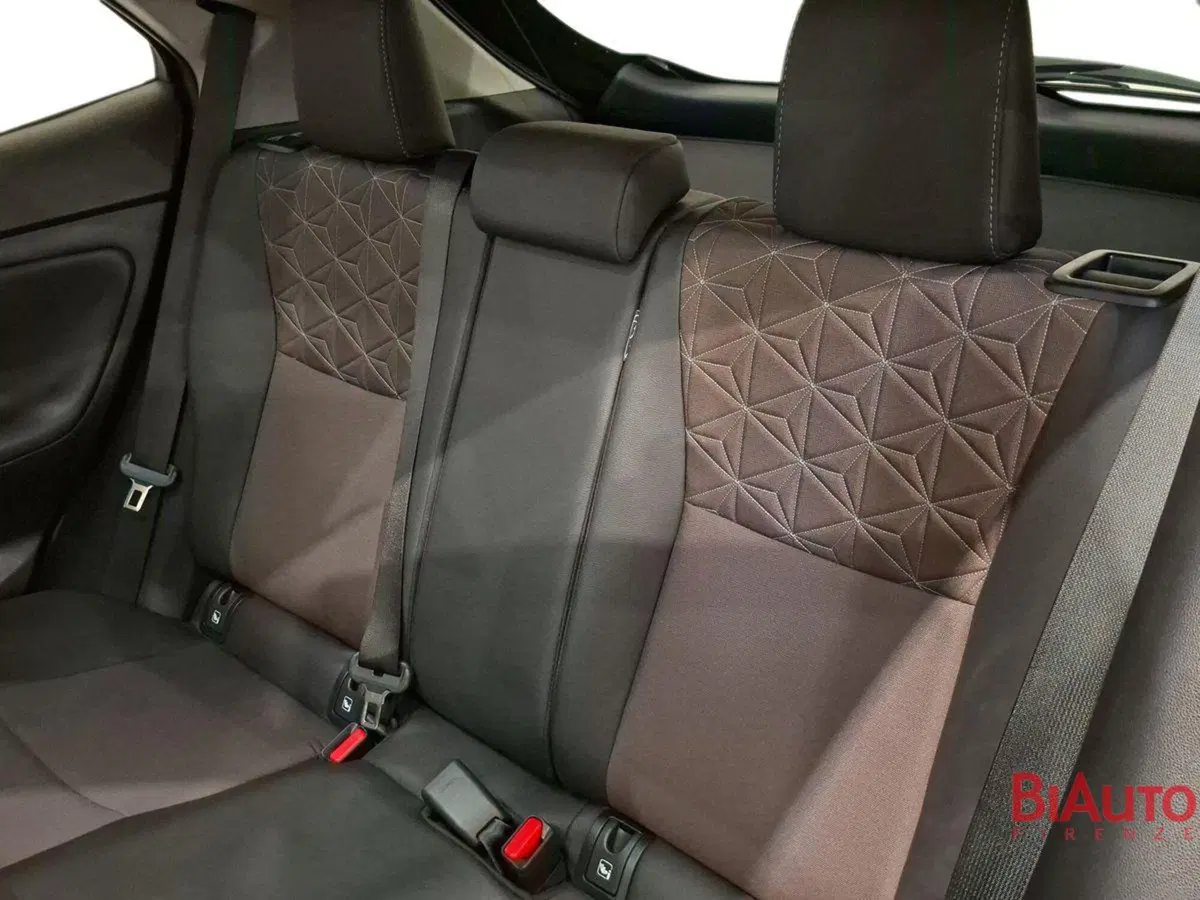 Toyota Yaris Cross usata a Firenze (11)