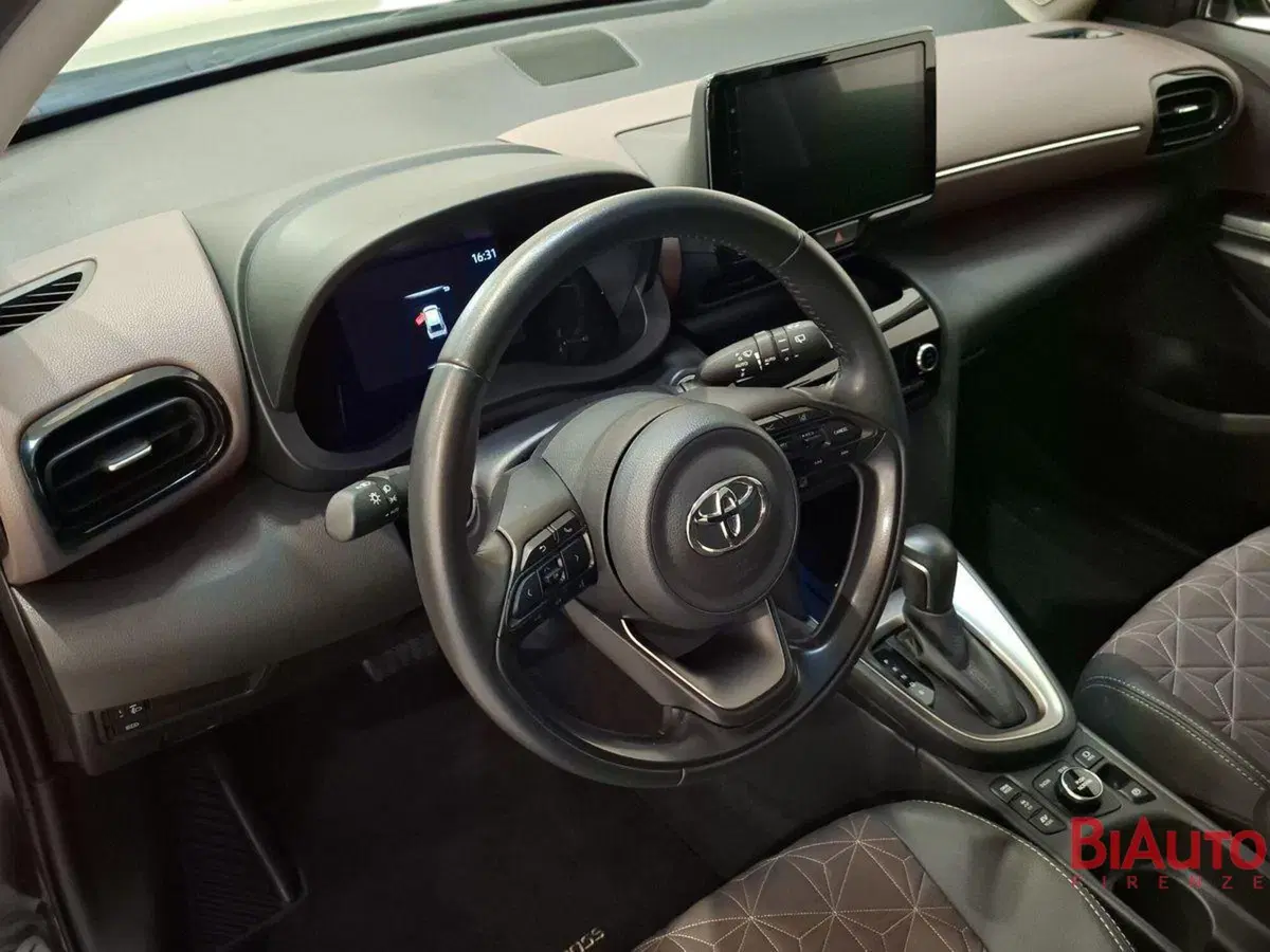 Toyota Yaris Cross usata a Firenze (7)