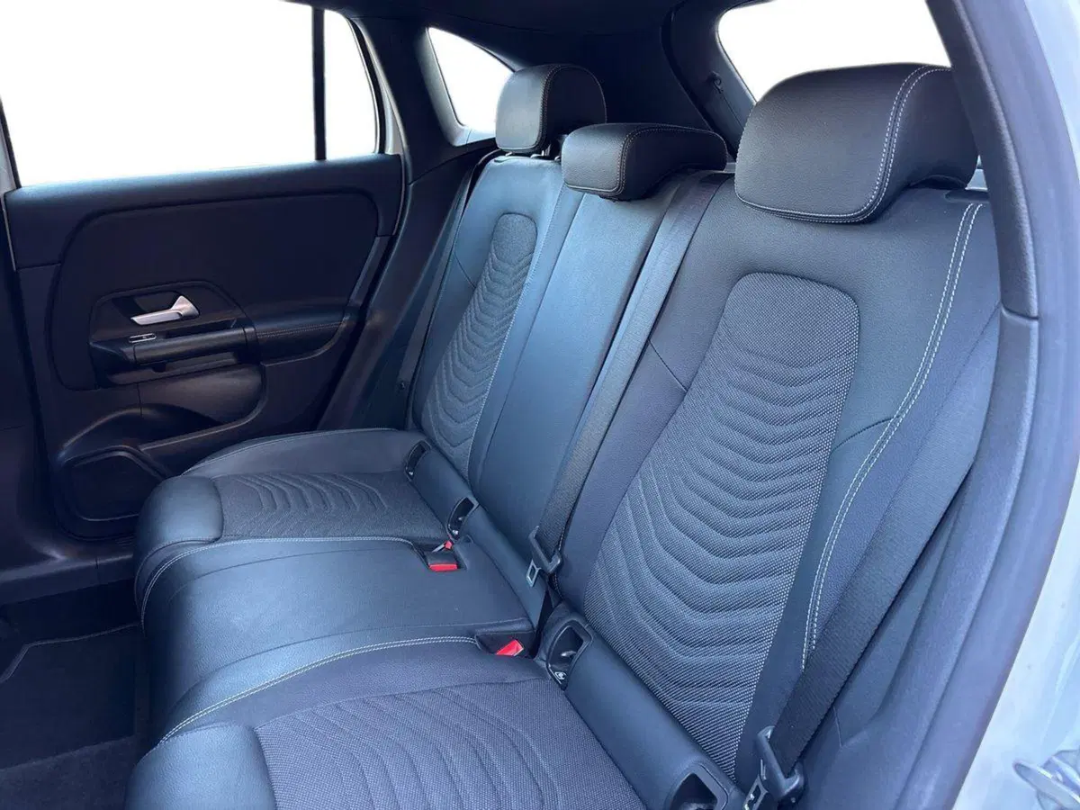 Mercedes-Benz GLA SUV usata a Pescara (13)