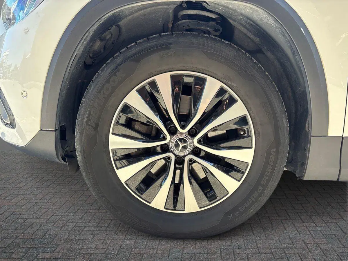 Mercedes-Benz GLA SUV usata a Pescara (7)