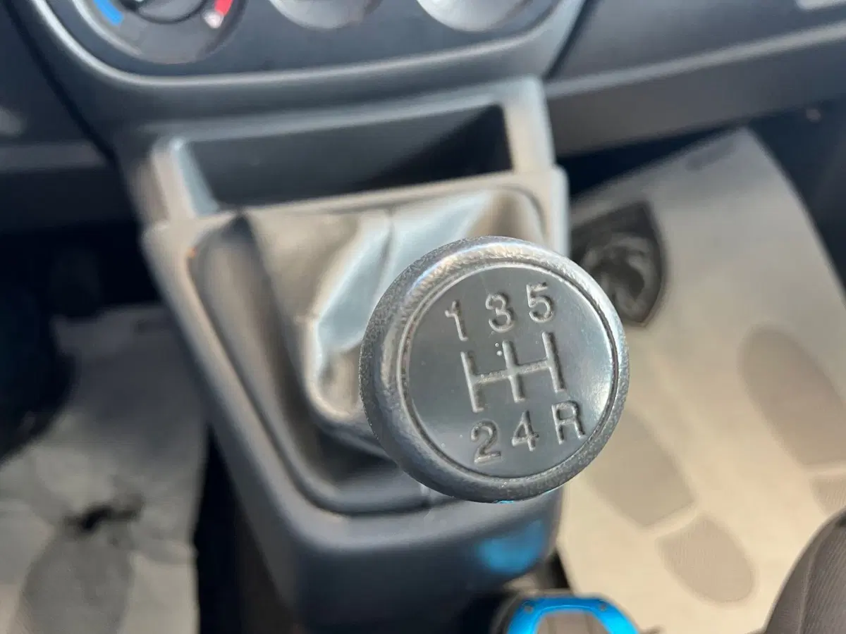 Peugeot Bipper usata a Bari (19)