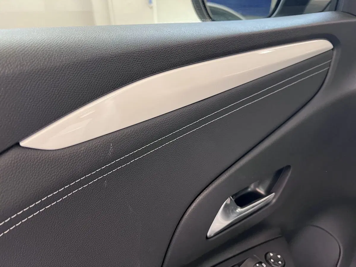 Opel Corsa nuova a Bari (12)