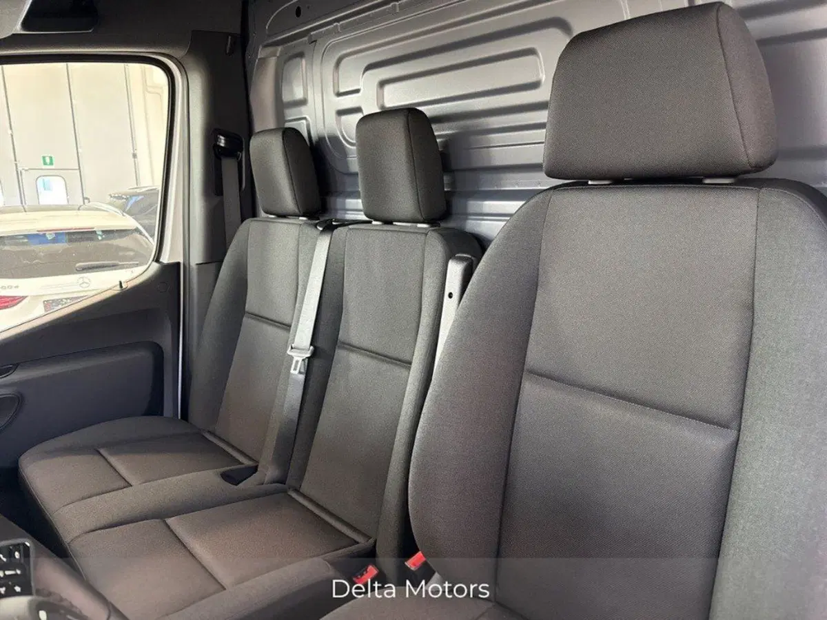Mercedes-Benz Sprinter nuova a Rimini (13)