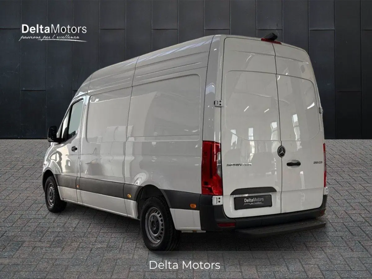 Mercedes-Benz Sprinter nuova a Rimini (3)