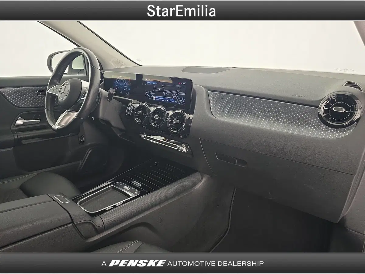 Mercedes-Benz GLA SUV usata a Bologna (9)