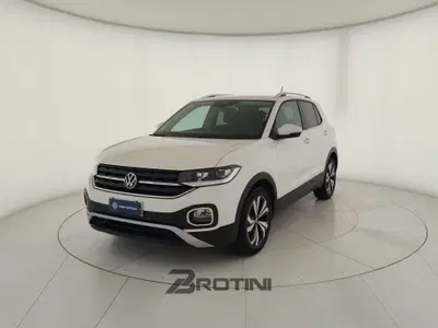 Volkswagen T-Cross 1.0 TSI 110 CV DSG Advanced del 2023 usata a Massa