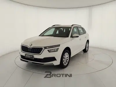 Skoda Kamiq 1.0 TSI Ambition del 2023 usata a Massa