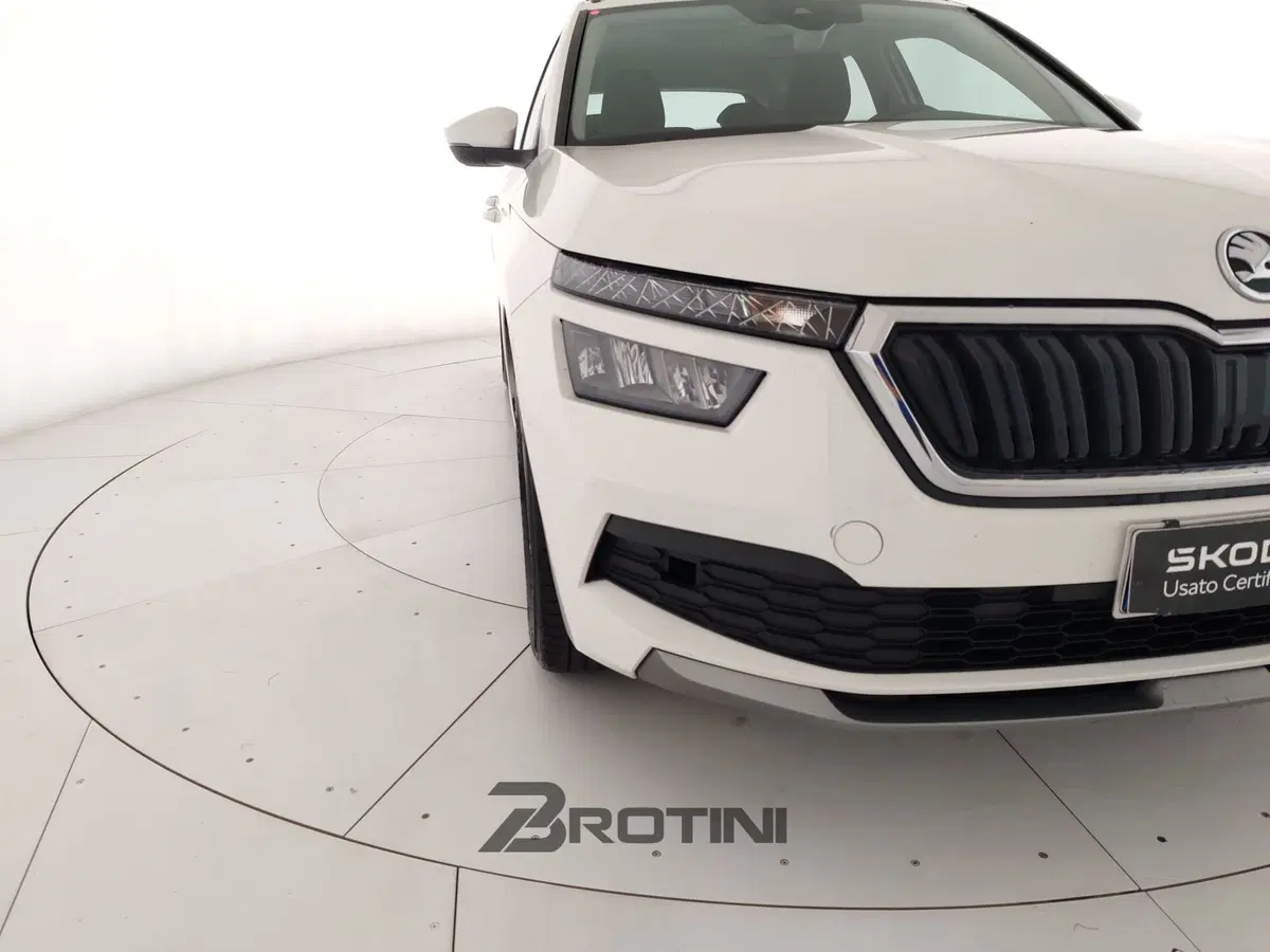 Skoda Kamiq usata a Massa-Carrara (5)