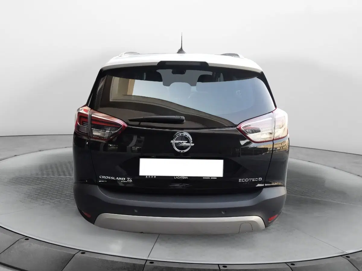 Opel Crossland X usata a Taranto (3)