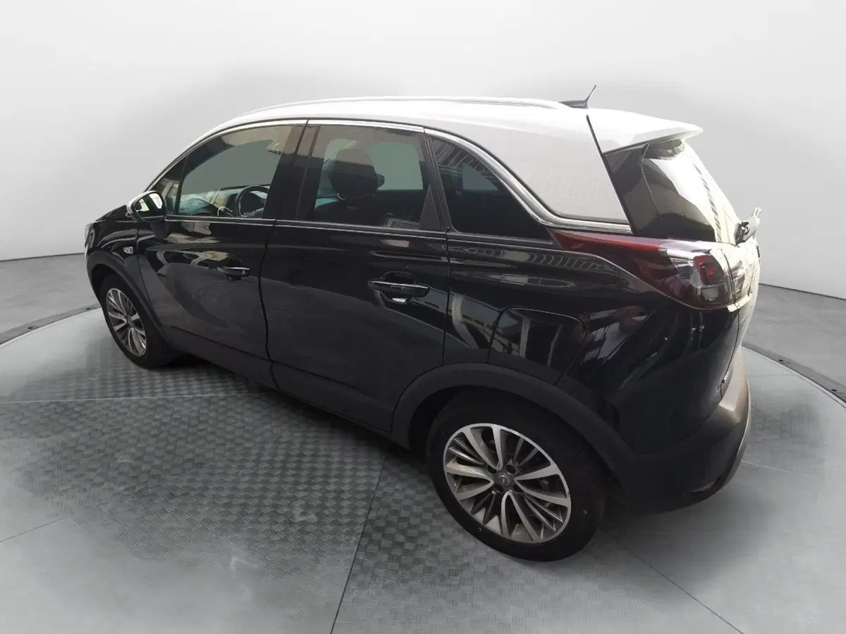 Opel Crossland X usata a Taranto (4)