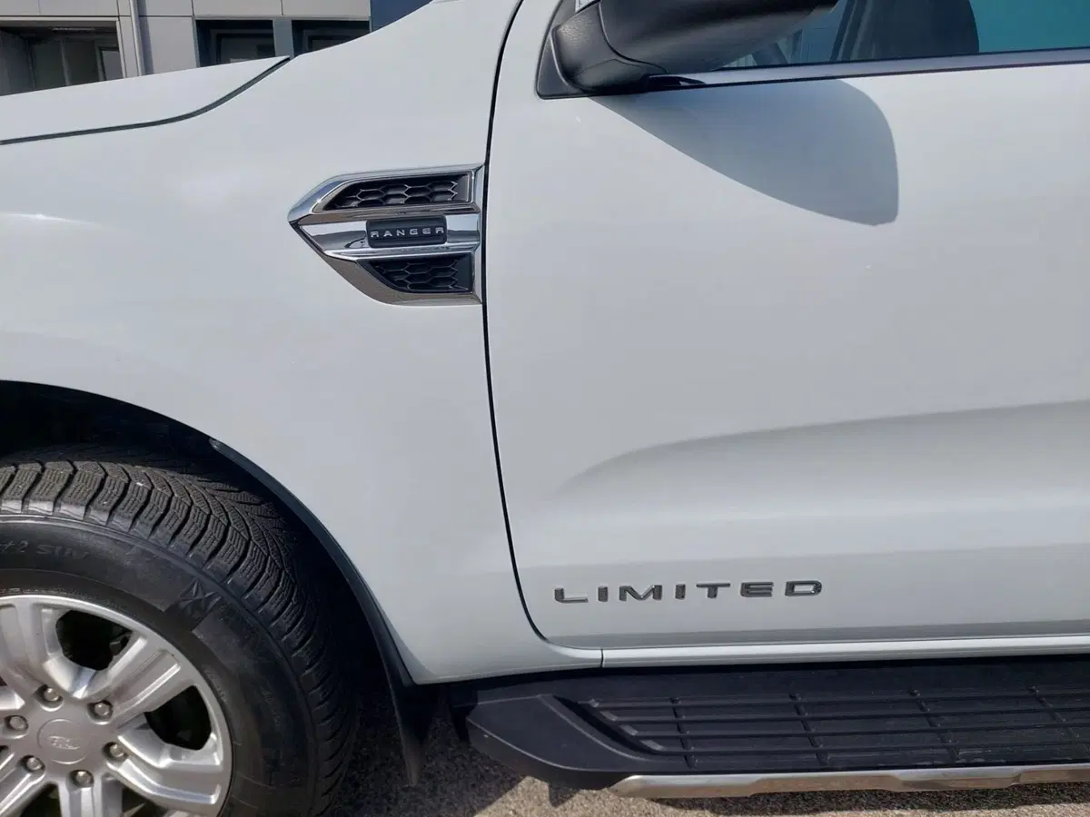 Ford Ranger Pick-up usata a Treviso (14)